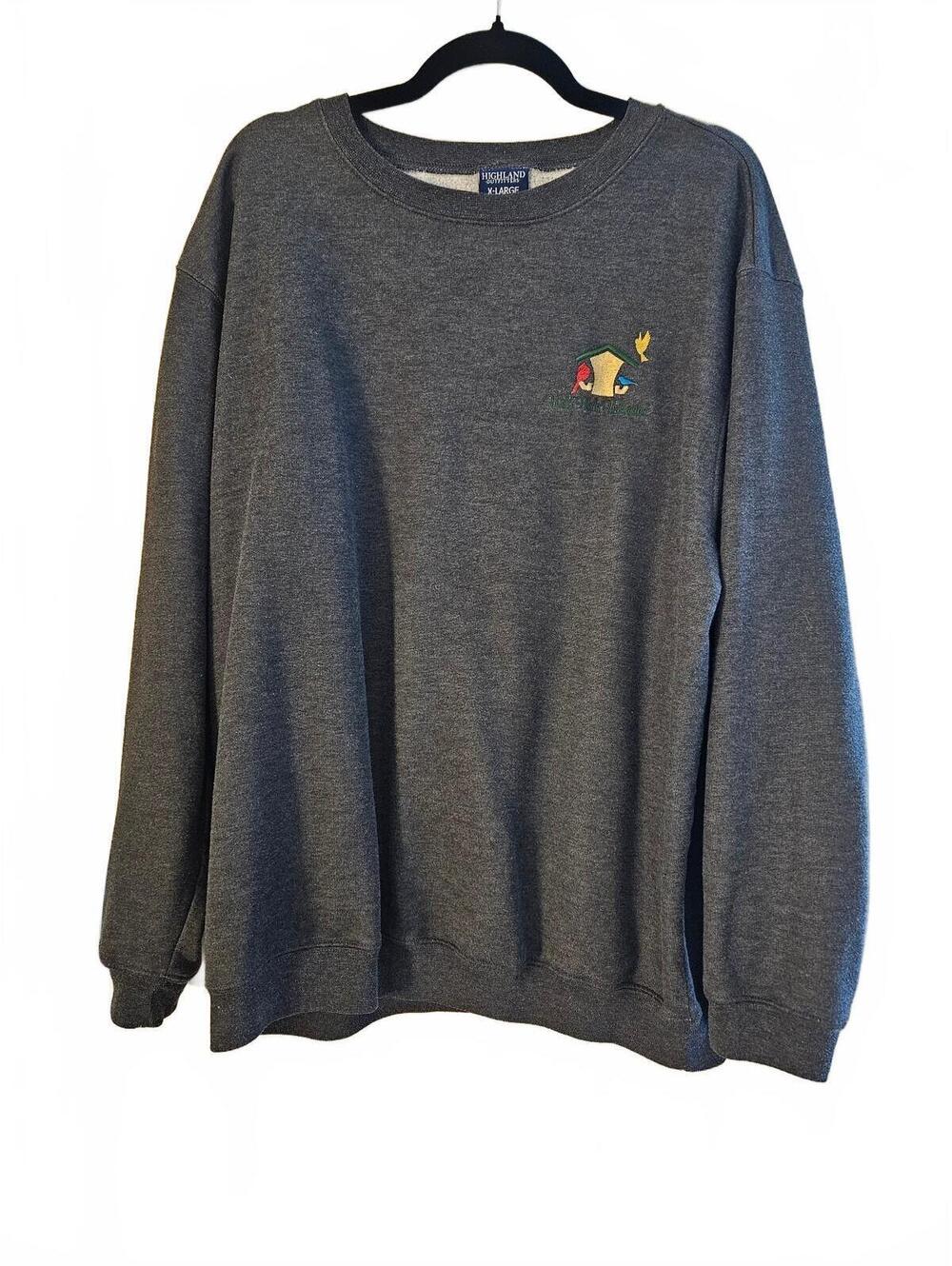 Highland Outfitters Gray Crewneck Sweatshirt XL with Birdhouse Embroidery